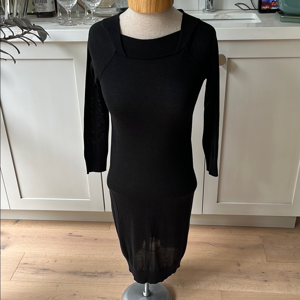 EUC Neiman Marcus silk and cashmere blend long sleeve square neck knit dress